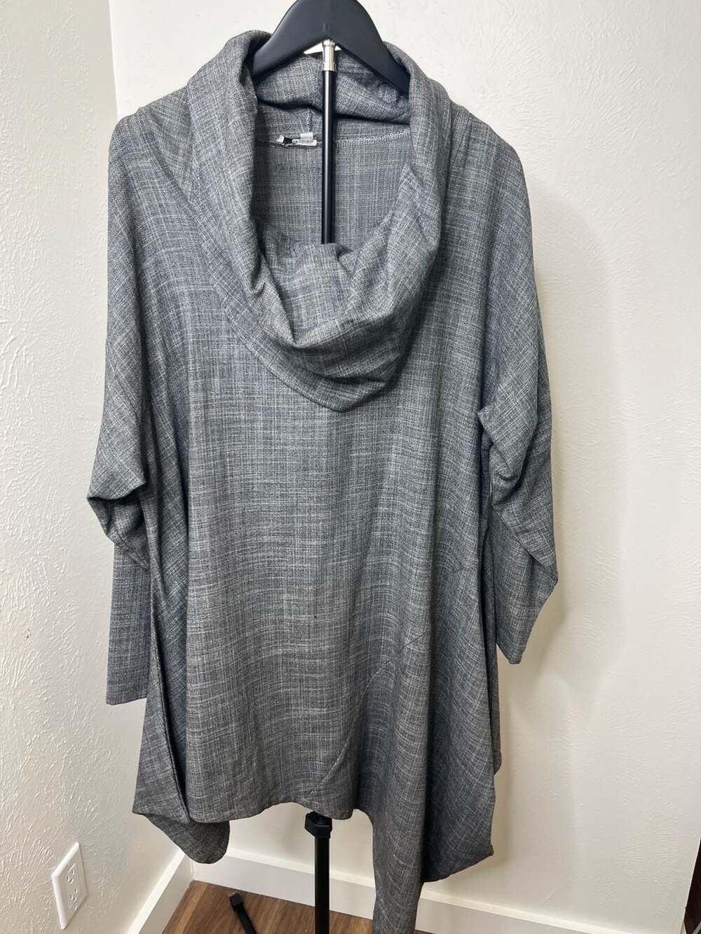 Bryn Walker Gray Textured Lagenlook Cowl Neck Tunic Artsy Minimalist Boho Top